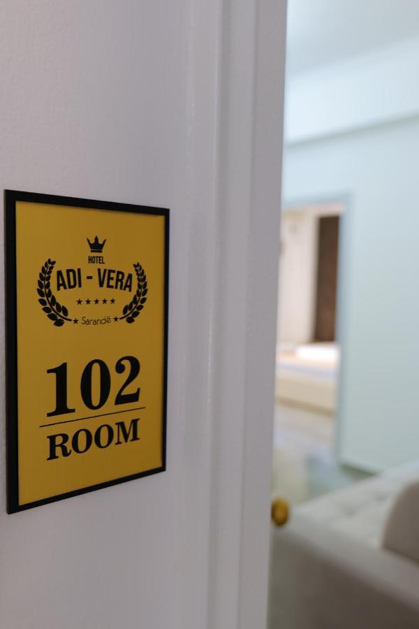 Hotel Adi-Vera Sarandë エクステリア 写真
